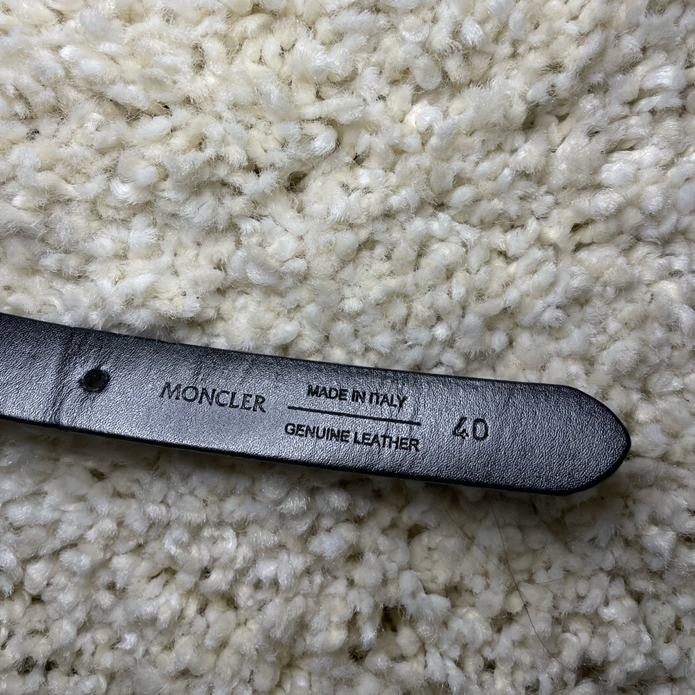 Moncler Black leather woman’s belt - Picture 3 of 4